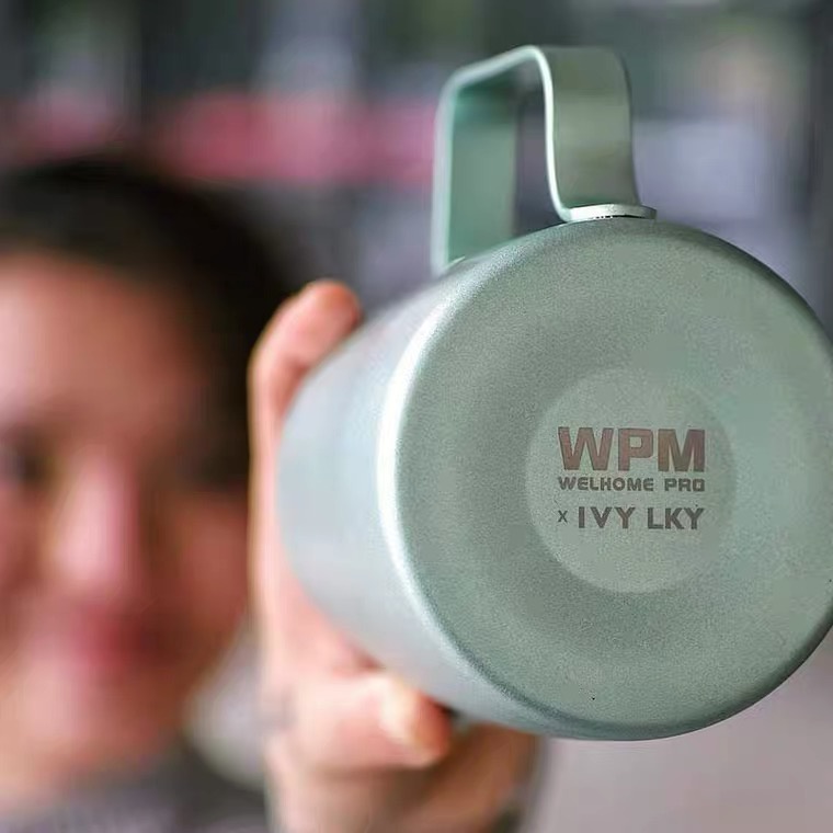 wpm-milk-pitcher-เหยือกเทฟองนม-wpm-x-ivy-lky-ขนาด-500ml