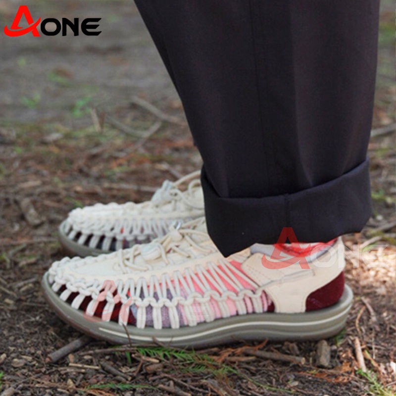 ภาพหน้าปกสินค้าAONEMALL ️  ️ จัดส่งใน 1-2 วัน  รองเท้า แตะ รัด ส้น สไตล์ Sandal ชาย หญิง รองเท้าปีนเขา