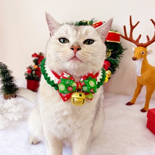ภาพหน้าปกสินค้าผ้าพันคอ ผ้ากันเปื้อน ทรงสามเหลี่ยม ลายคริสต์มาส ซานต้าคลอส ฮาโลวีน สําหรับสัตว์เลี้ยง สุนัข แมว ขนาดเล็ก เหมาะกับเทศกาลปีใหม่ ซึ่งคุณอาจชอบสินค้านี้