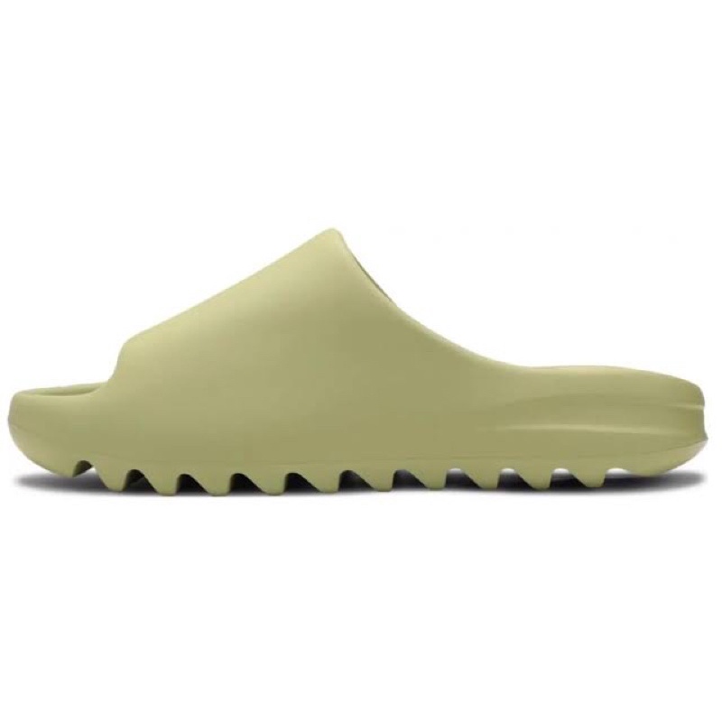 ใหม่พร้อมส่ง ของแท้ รองเท้าแตะ Yeezy Slide Resin Colorway | Shopee Thailand