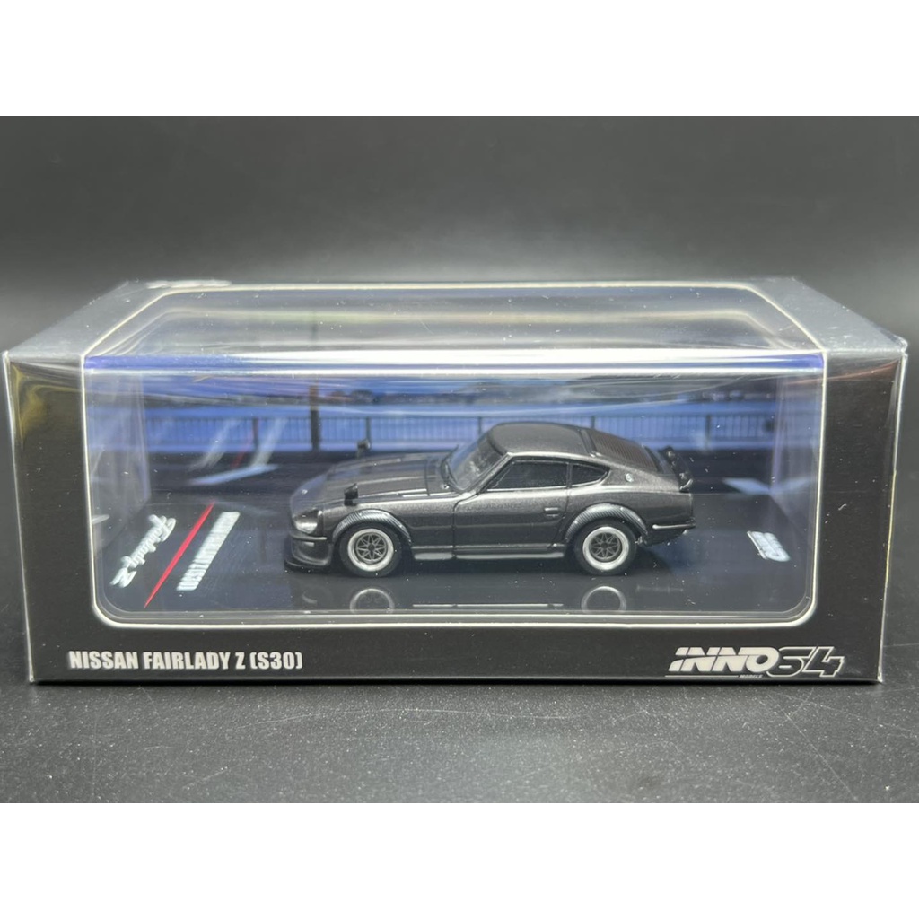 inno64-nissan-240z-dark-grey