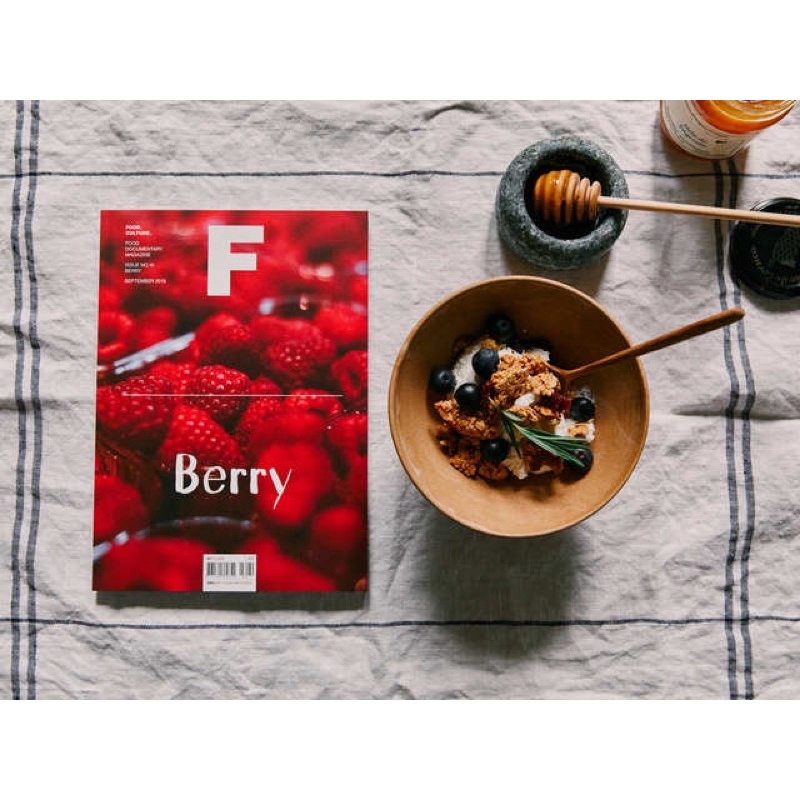pre-order-นิตยสารนำเข้า-magazine-b-f-issue-no-10-berry-ภาษาอังกฤษ-หนังสือ-monocle-kinfolk-english-brand-food-book