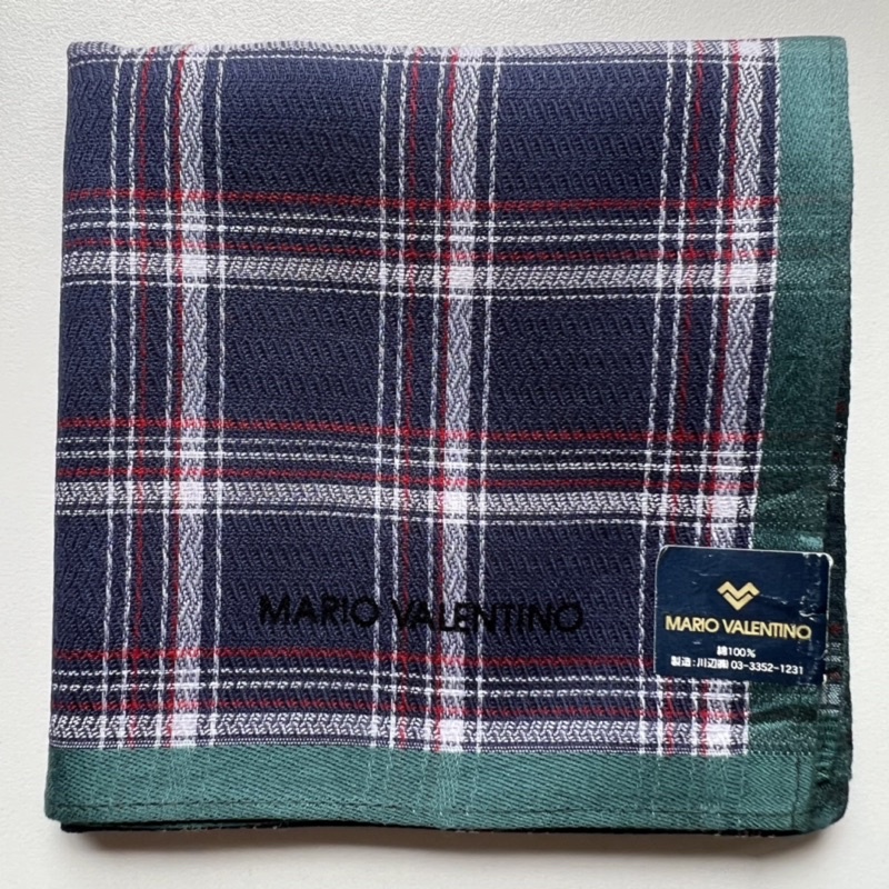 ผ้าเช็ดหน้าวินเทจผู้ชาย-mario-valentino-แบรนด์เนมแท้
