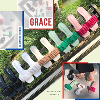 GRACE จีบย่น  ไซส์ 36-43 รองเท้าผู้หญิงเปิดส้น แตะส้นสูง 1.5 นิ้ว รองเท้าแฟชั่นน่ารัก หนังนิ่ม รองเท้าแตะส้นสูง