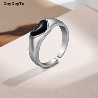 Daydayto แหวนแฟชั่น รูปหัวใจ เรียบง่าย สไตล์ฮิปฮอป พังก์ กลวง ของขวัญ สําหรับผู้ชาย และผู้หญิง 1 คู่