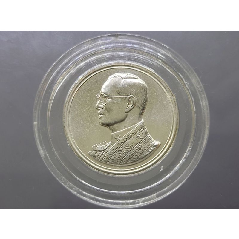เหรียญ-เนื้อเงิน-ที่ระลึก-วาระครองราชย์-60ปี-ร9-ปี-2549-พร้อมใบเซอร์