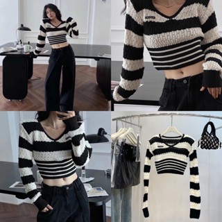 CHU STRIPE KNIT | เสื้อ knit ลายริ้ว จั้มชาย ไหล่มีฟองน้ำ น่ารักมากก งานนำเข้า 🇰🇷🇰🇷