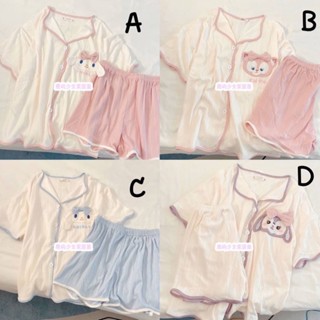 New ชุดนอน เสื้อแขนสั้น + กางเกงขาสั้น เนื้อผ้าร่อง ผ้านิ่ม ใส่สบาย ดีเทลน่ารัก