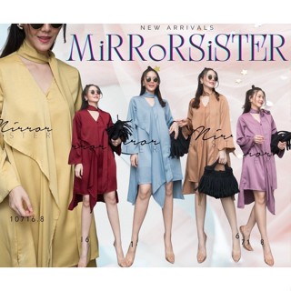 🔖ป้าย Mirrorsister 10716.8 เดรสแขนยาวคอวีทรงหลวมๆ แต่งระบายย้อยยาวเลยลงมาแขนยาวปลายบานเก๋ๆ ช่วงคอวีมีสายให้ผูกโบว์น่ารัก