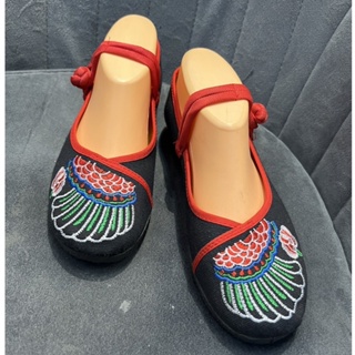 รองเท้าผ้าใบงานปักสไตล์จีน สำหรับผู้หญิง ลายนกยูง (พื้นดำ+สีดำ)