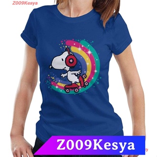 Z009Kesya เสื้อยืดผู้หญิงผ้าคอตตอน Peanuts Snoopy Roller Skating Rainbow Womens T-Shirt discount  Peanutsเสื้อยืดผู้ชาย