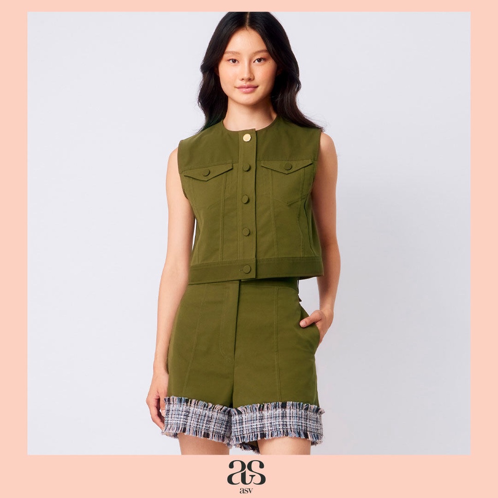 asv-aw22-kim-weekend-cropped-blouse-เสื้อครึ่งตัวผู้หญิง-คอกลม-แขนสั้น-แต่งกระเป๋าหน้า-กระดุมหน้า