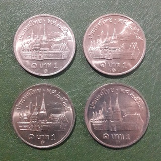 ชุดเหรียญ 1 บาท วัดพระแก้ว  ปี 2525 (โค้ด25,26,27,28) ครบชุด 4 เหรียญ ไม่ผ่านใช้ UNC พร้อมตลับ
