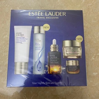 ภาพหน้าปกสินค้า【SUVI】Estee Lauder Skin Care Kit Serum Five Piece Set Essence/Eye Cream/Facial Cream/Toner/Facial Cleanser ชุดดูแลผิว เซรั่ม ห้าชิ้น เอสเซ้นส์ อายครีม ครีม ครีมบํารุงผิวหน้า โทนเนอร์ ทําความสะอาดผิวหน้า ที่เกี่ยวข้อง