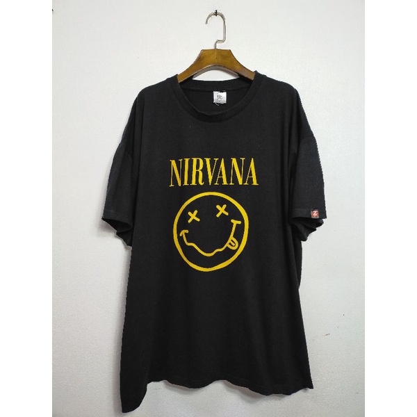 เสื้อยืด-มือสอง-เสื้อวง-nirvana-สกรีนหน้า-หลัง-อก-52-ยาว-28