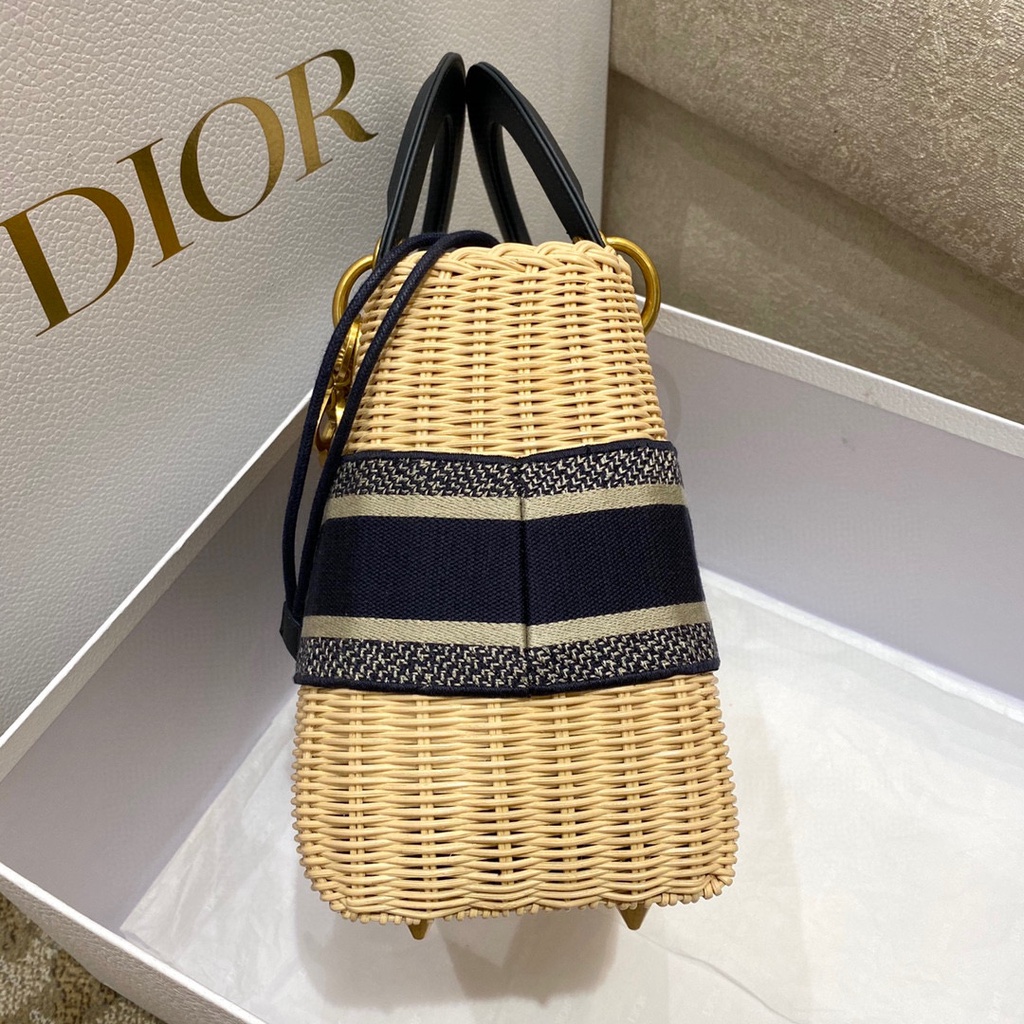 พรี-ราคา12000-dior-lady-wicker-กระเป๋าถือ-24-12-20cm