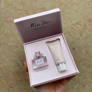 ภาพขนาดย่อของภาพหน้าปกสินค้าของแท้ Dior Miss Dior Blooming Bouquet Gift Set พร้อมส่ง จากร้าน phakwalun บน Shopee