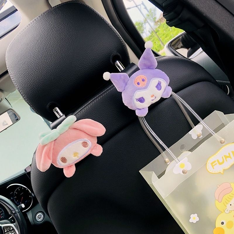 พร้อมส่ง-ตะขอแขวนของบนรถ-ตุ๊กตา-sanrio