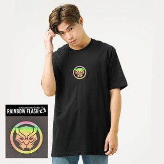 Marvel Men Avengers Flash Rainbow T-Shirt - Black Panther มาร์เวล เสื้อยืดผู้ชายลายแบล็ค แพนเธอร์ สะท้อนแสงแฟลช  สินค้าลิขสิทธ์แท้100% characters studio