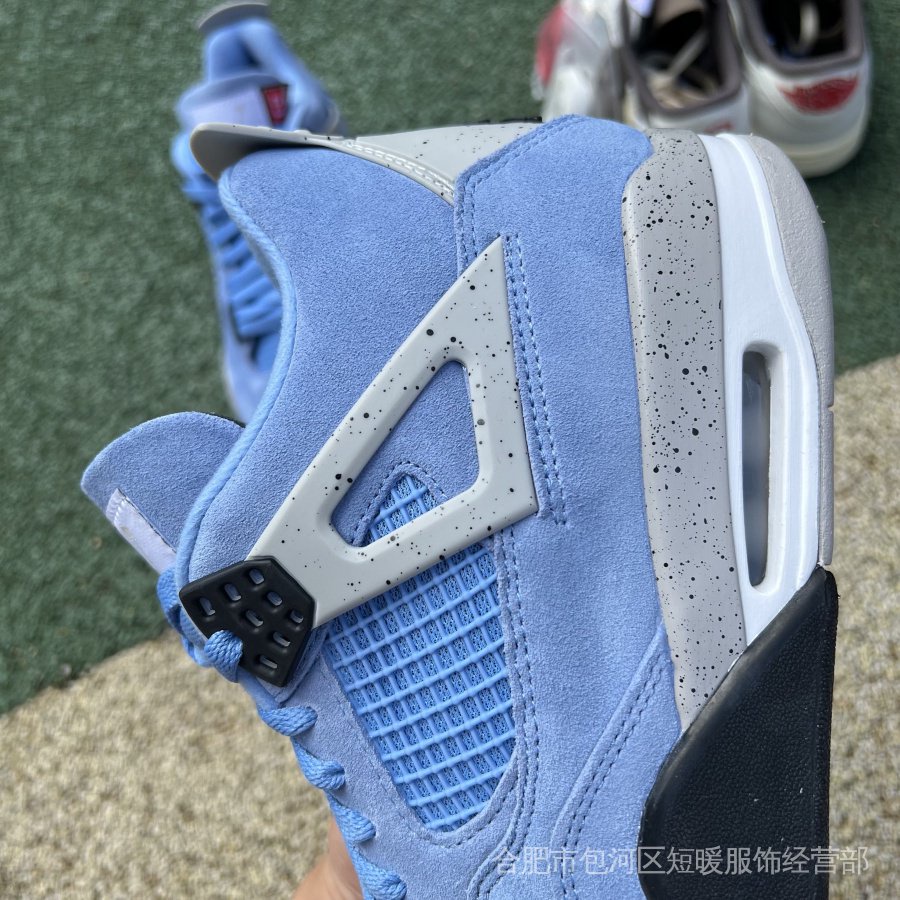 aj4-รุ่นพิเศษ-ljr-air-jordan-4-aj4-north-carolina-suede-ขนาดเล็ก-สีฟ้า