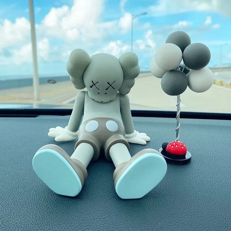 เครื่องประดับรถสร้างสรรค์คอนโซลกลางรถทำมือ-kaws-ใหม่-vibrato-โต๊ะภายในรถอุปกรณ์ตกแต่งภายใน