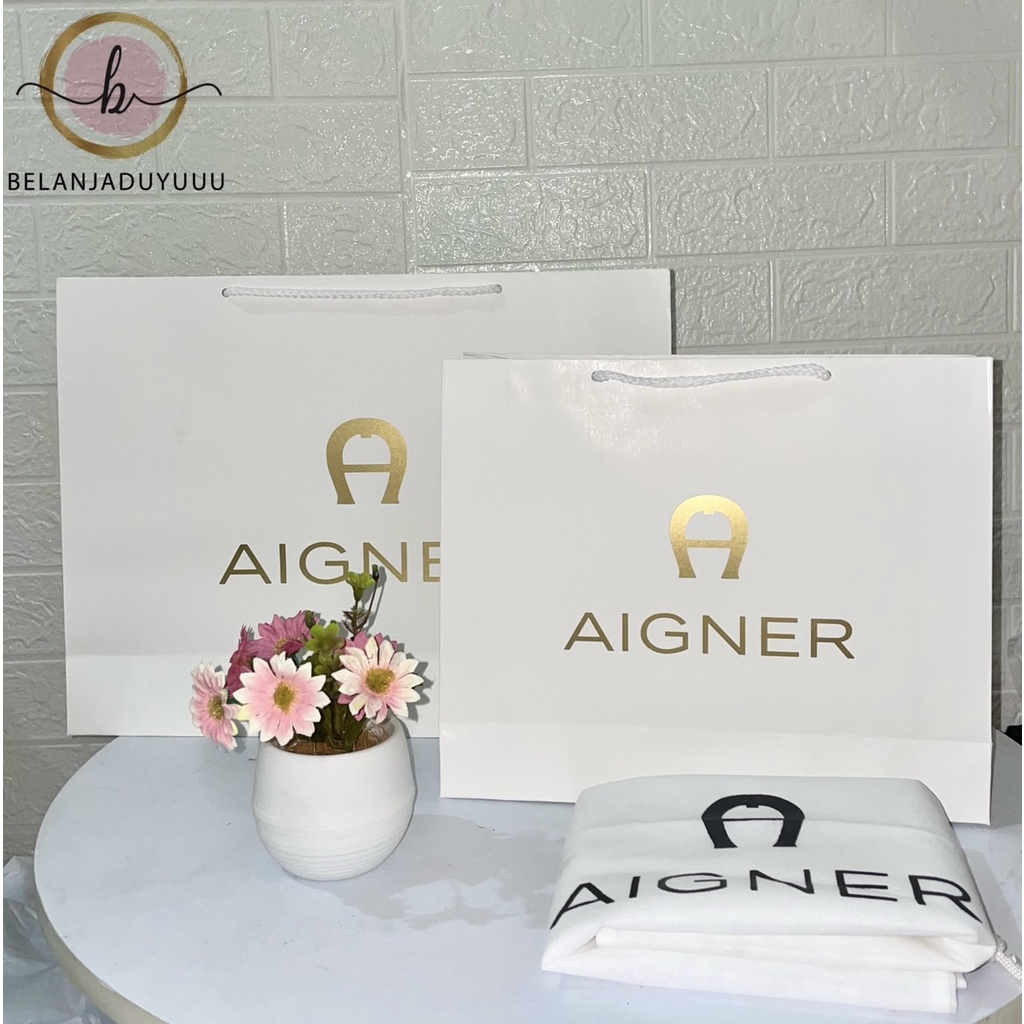 aigner-putih-ถุงกระดาษห่อของขวัญ-สีขาว