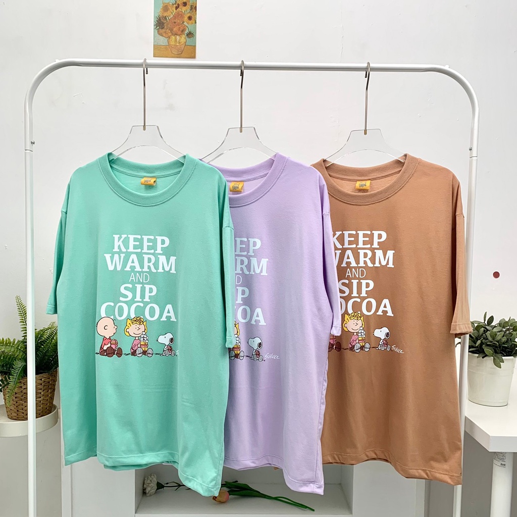 เสื้อยืดโอเวอร์ไชส์-สกรีน-keep-warm-sip-cocoa-fg00036