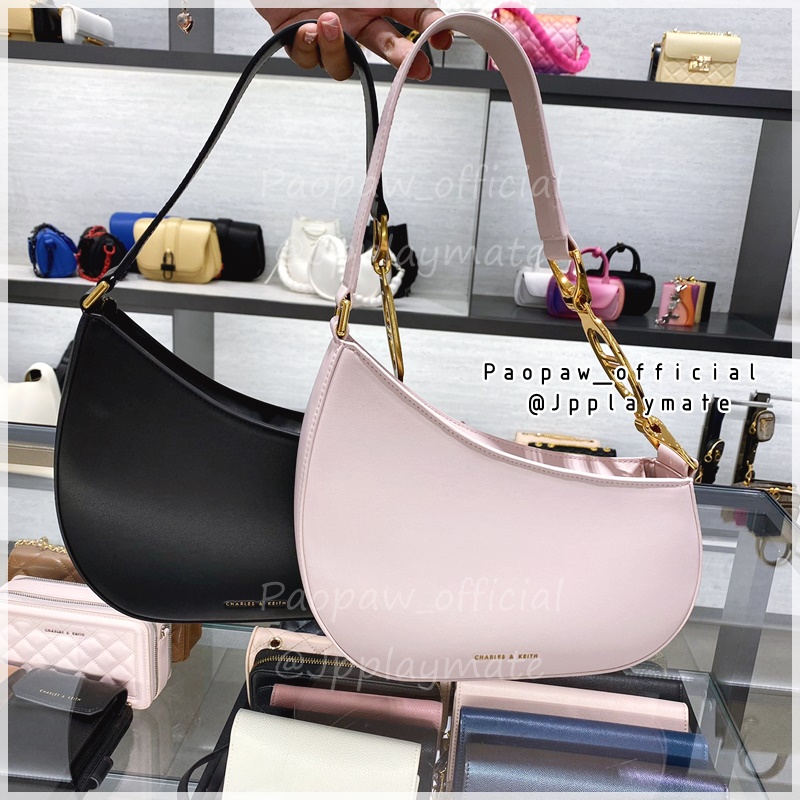 กระเป๋า Charles & Keith รุ่น Asymmetrical Shoulder Bag : CK2-20160105 ...