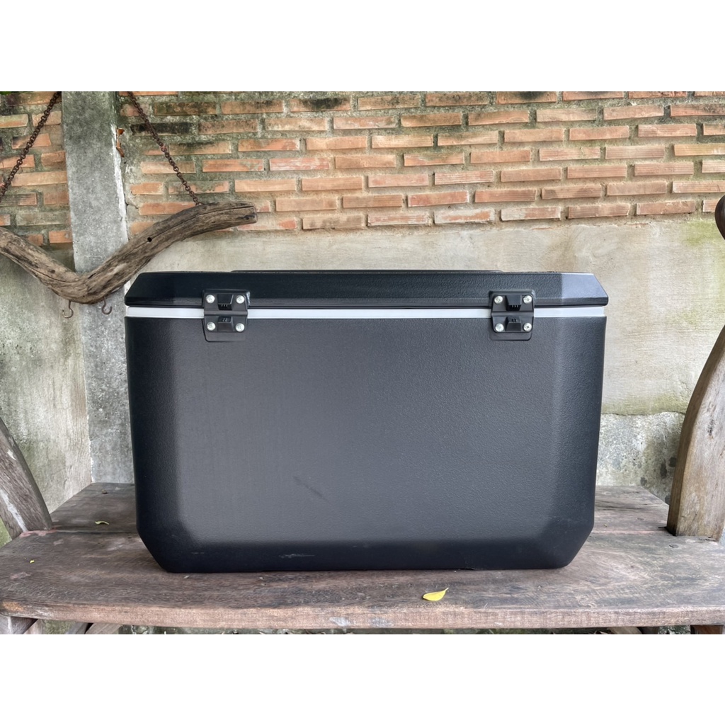 กระติกน้ำแข็ง-coleman-70-qt-xtreme-black-grey