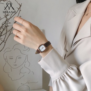 ภาพหน้าปกสินค้านาฬิกาข้อมือควอตซ์ สายหนังเทียม หน้าปัดสี่เหลี่ยม สไตล์วินเทจ แฟชั่นใหม่ สําหรับผู้หญิง ที่เกี่ยวข้อง