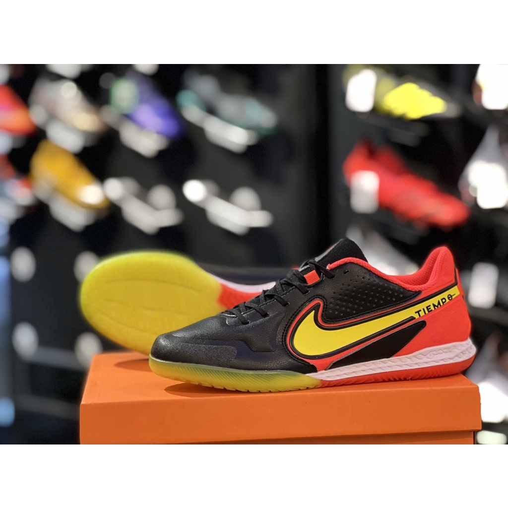 100ปุ่ม-ร้อยปุ่ม-รองเท้าฟุตซอล-รองเท้าฟุตบอลไนกี้-nike-พร้อมส่ง