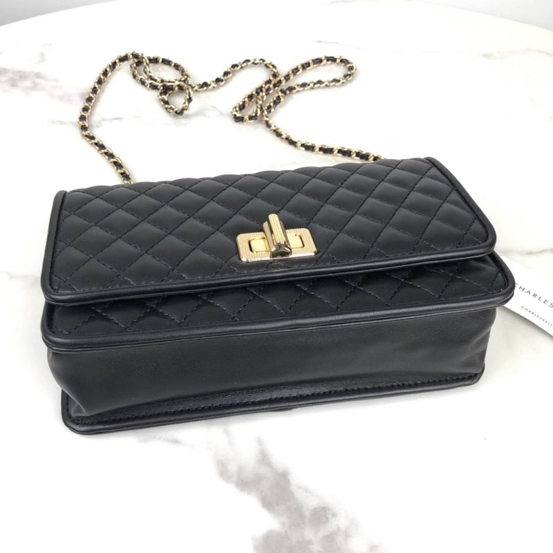 charles-amp-keith-quilted-clutch-bag-สินค้าหลุดqc