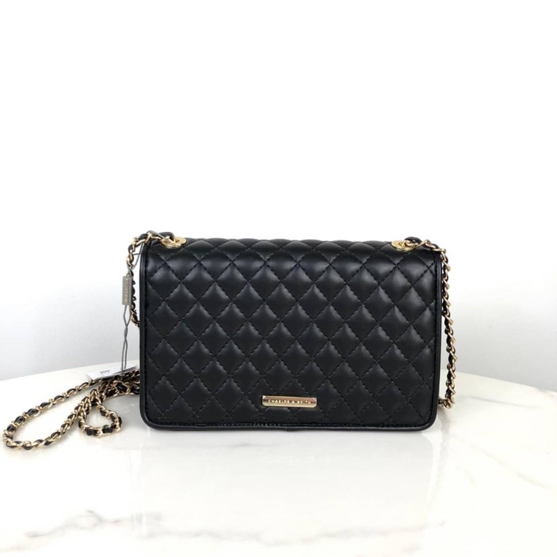 charles-amp-keith-quilted-clutch-bag-สินค้าหลุดqc