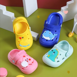 รองเท้าแตะ Crocs พื้นนิ่ม น้ําหนักเบา เหมาะกับใส่ในบ้าน และนอกบ้าน แฟชั่นฤดูร้อน สําหรับเด็กผู้ชาย และเด็กผู้หญิง