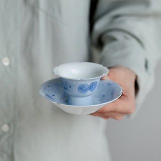 [A012] ชุดถ้วยชาเซรามิค ลายดอกซากุระ สีฟ้า พร้อมที่รองแก้ว
