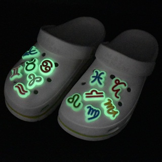 Crocs Jibbitz Pins Noctilucent Constellation กระดุม สําหรับรองเท้า DIY