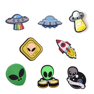 กระดุมติดรองเท้า Crocs Jibbitz Pins Alien สําหรับรองเท้า