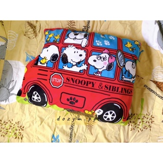 หมอนสนูปี้ snoopy และผองเพื่อนในรถสีแดง 🚗