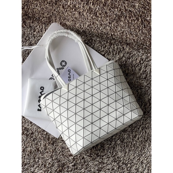 bao-bao-issey-miyake-bateau-tote-hi-end