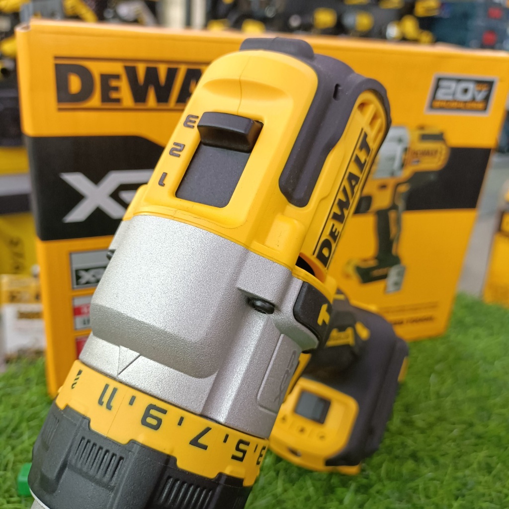 dewalt-สว่านกระแทกไร้สาย-เครื่องเปล่า-ไม่รวมแท่นชาร์ท-ไม่รวมแบตเตอรี่-ขนาดหัวจับ-13-มม-dcd999n