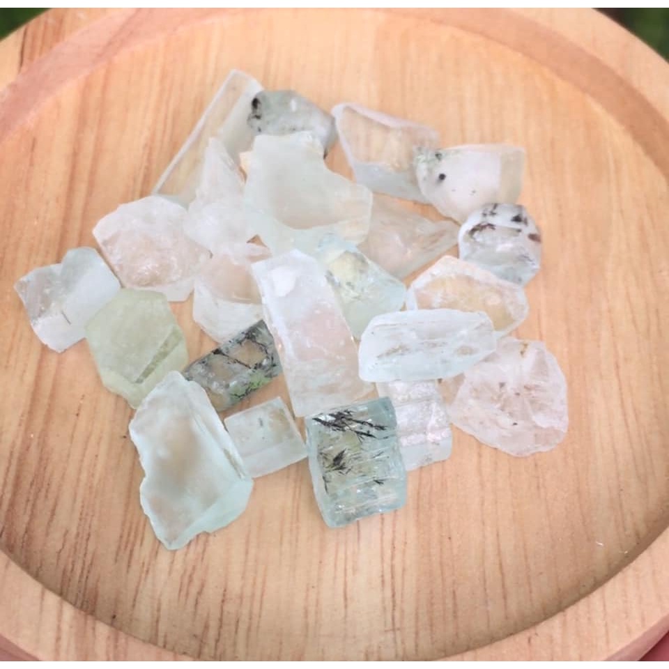 พลอยอะความารีน-aquamarine-นน100กะรัต