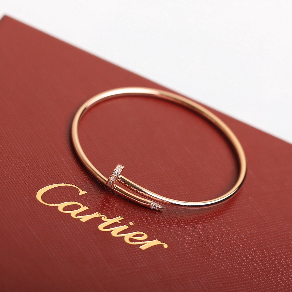 พรี-ราคา3200-cartier-rtier-un-clou-เพชร-กำไลข้อมือ