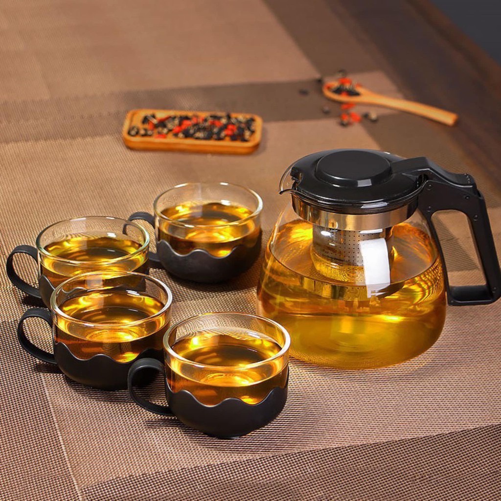 ชุดกาน้ำชา-แก้ว-4-ใบ-ชงชาพร้อมที่กรองชาสแตนเลส-แก้วน้ำชา-กาน้ำชงชาพร้อมหูจับ-เซตของขวัญ-ของรับไหว้