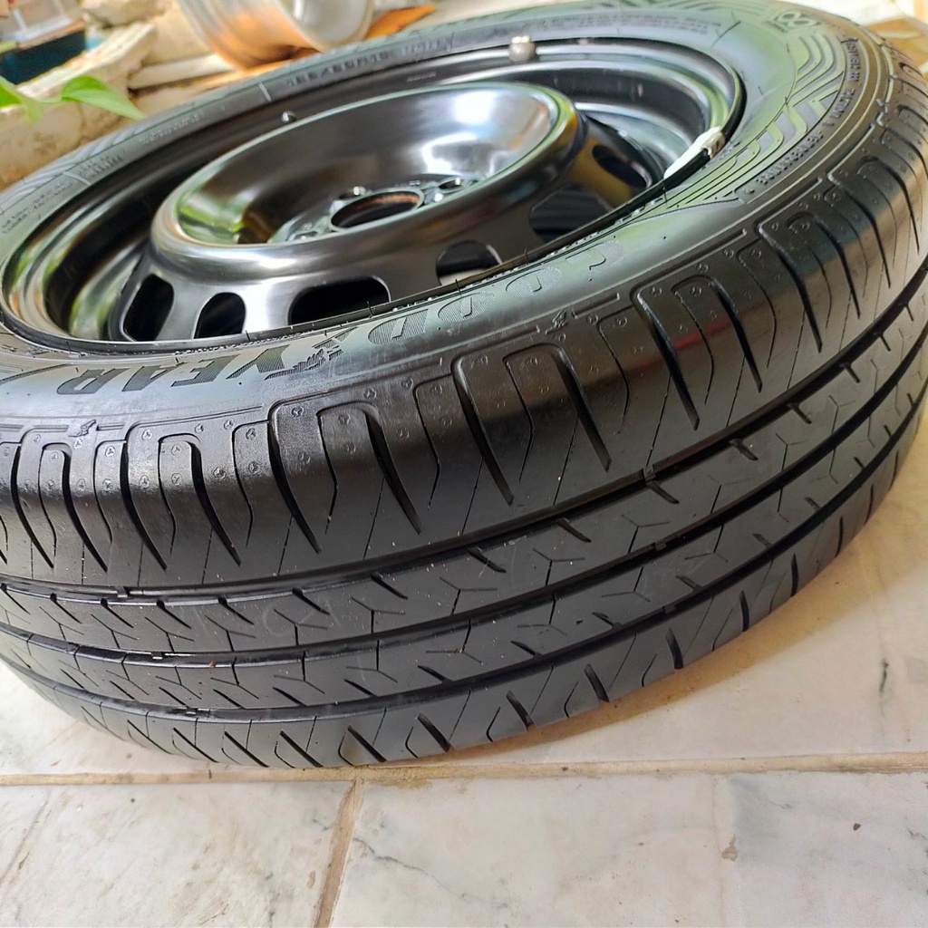 ล้อกะทะขอบ15-ดุม-54-1พร้อมยางปี19-3519-goodyear-ขนาด185-60-r15-ล้อกะทะขอบ15-4รู100-ยกเว้น-nissan