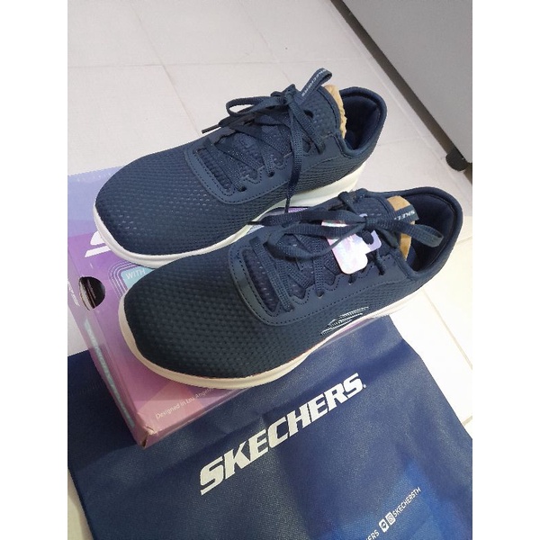 skechers-สีกรม-ยังไม่ได้ใช้งานสภาพใหม่แกะกล่องสวยๆ