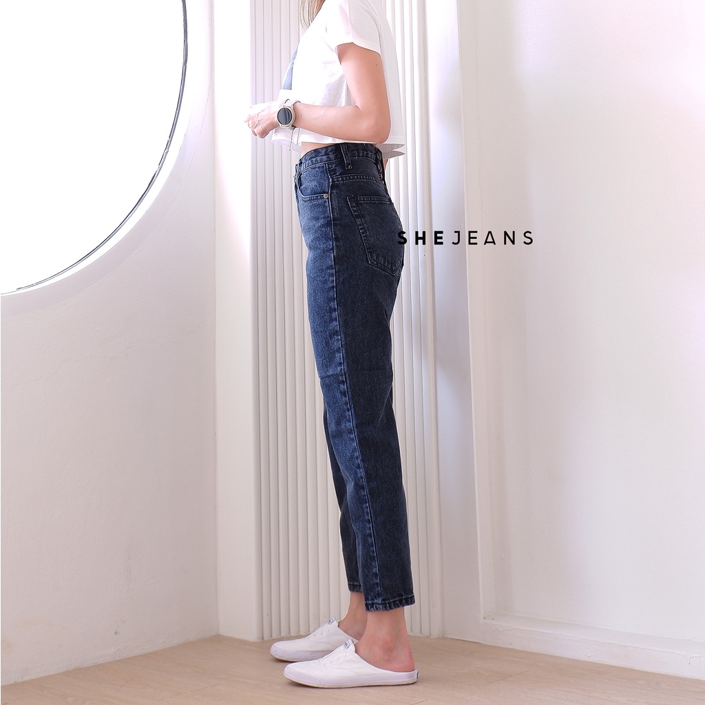 ภาพหน้าปกสินค้ากางเกงยีนส์เอวสูง ทรงบอย​กระบอกเล็ก จากร้าน sheisjeans บน Shopee