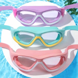 ภาพหน้าปกสินค้า(พร้อมส่ง)จากไทย2191 แว่นตาว่ายน้ำเด็ก กัน UV หลากสี ไร้ฝ้า แว่นเด็ก ปรับกันน้ำได้ ที่เกี่ยวข้อง