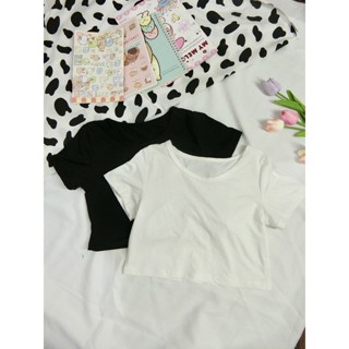 พร้อมส่ง เสื้อครอป ผ้าเรย่อน มีสีดำ