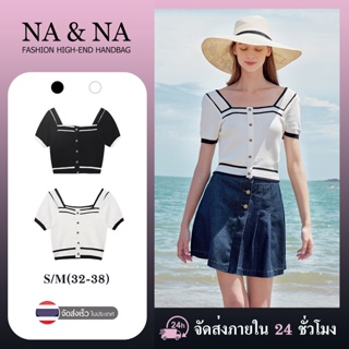 NA&amp;NA*สินค้าใหม่พร้อมส่ง*เสื้อคอเหลี่ยมแขนสั้นมีป้ายสามเหลี่ยมด้านข้างเท่มากทรงสวยดูด 2022#SE018