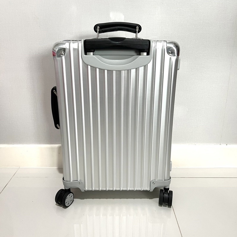Rimowa classic flight 55 sale